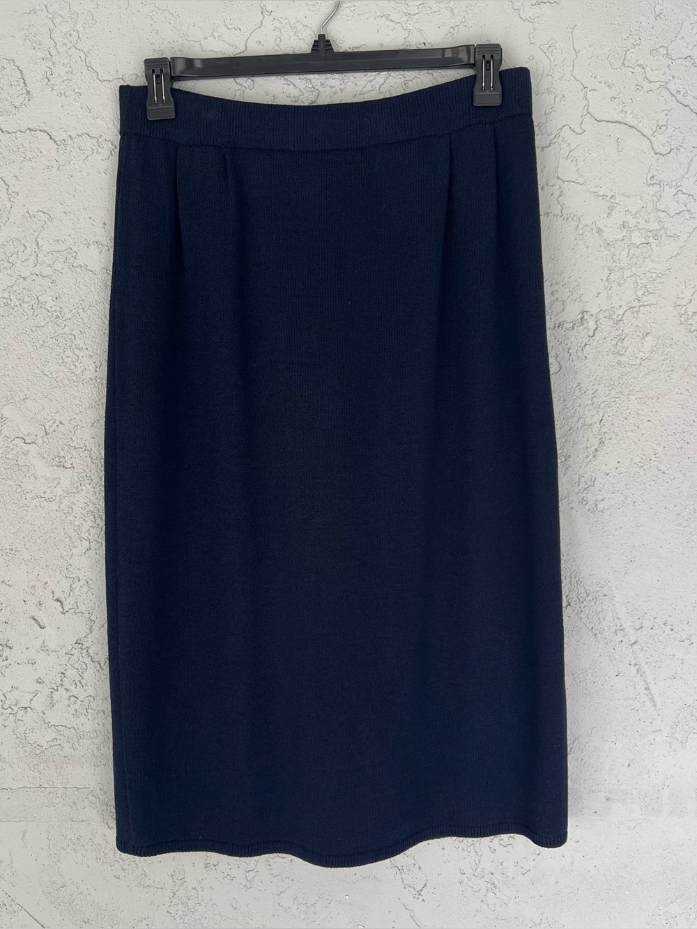 St. John Navy Knit Pencil Skirt 12 Pull On Career Office Quiet Luxury